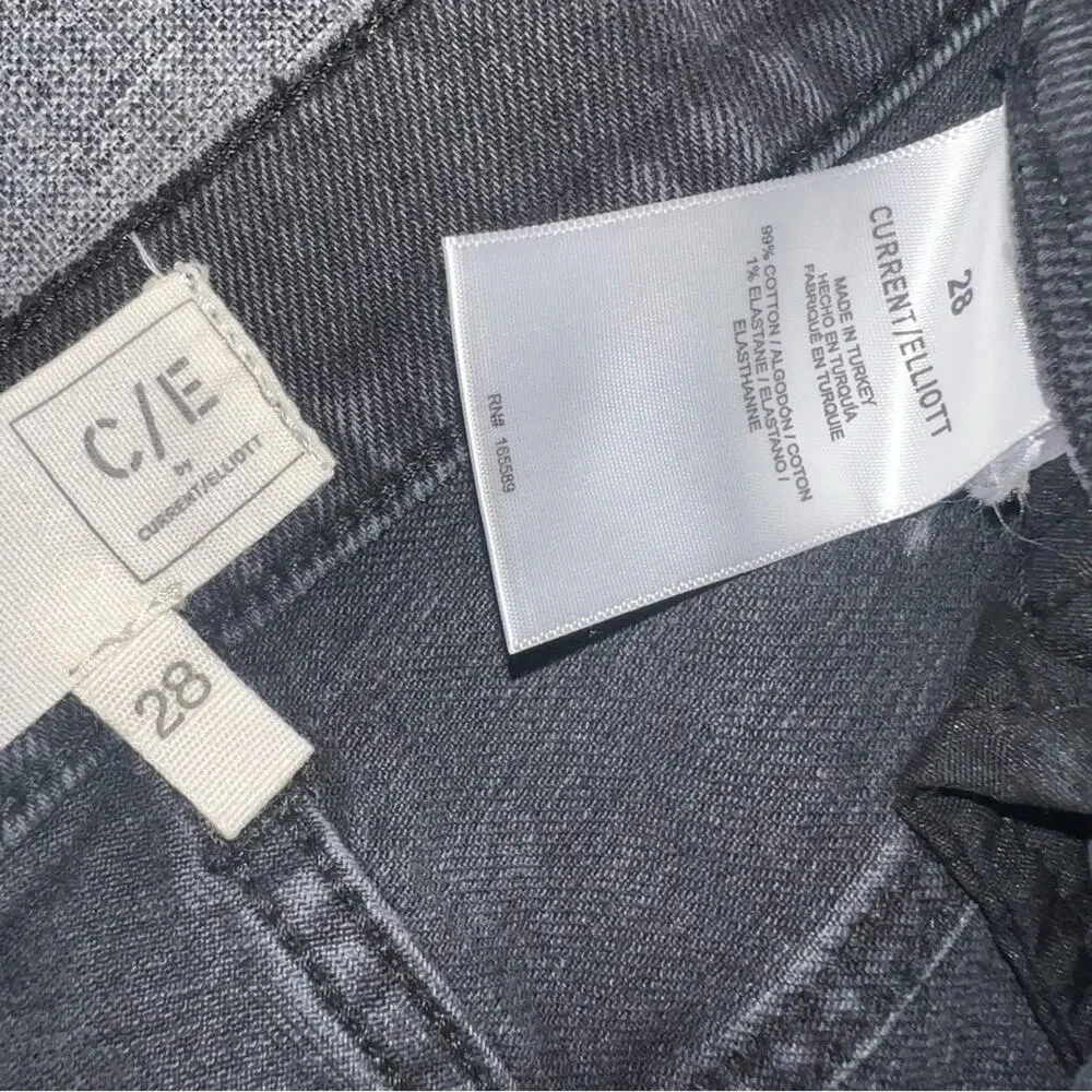 Current/Elliott Pleated Straight Jean